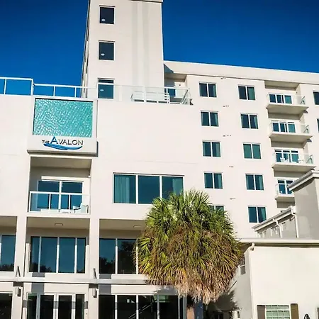 The Avalon Club Hotel