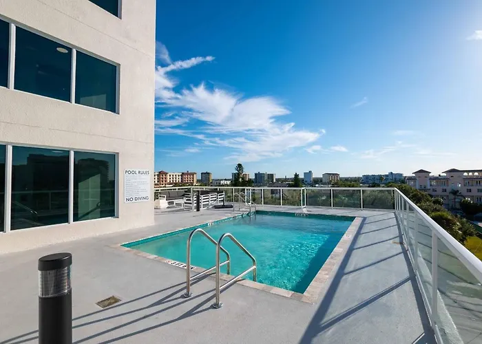 Hotel The Avalon Club 4*