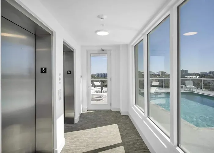 The Avalon Club Hotel 4*