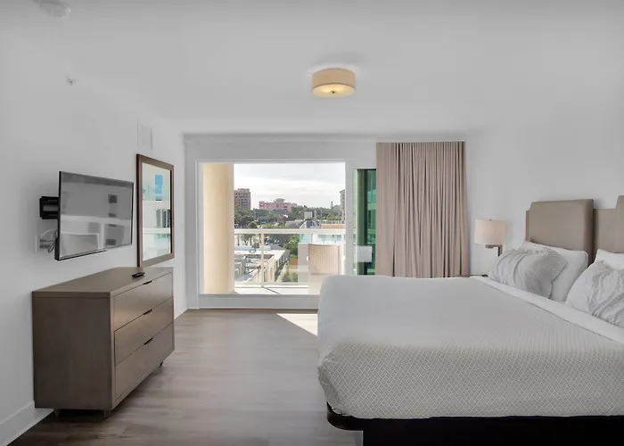 Hotel The Avalon Club 4*