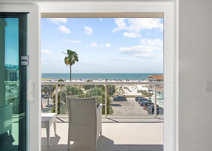The Avalon Club 4*