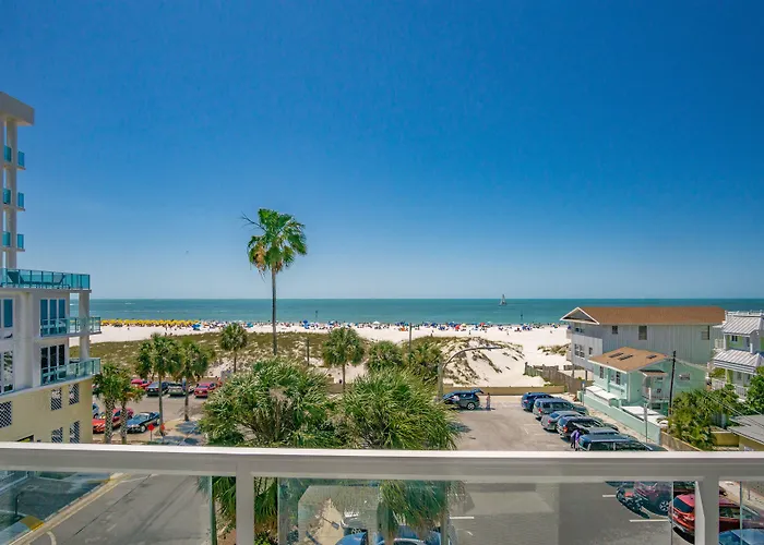 The Avalon Club Clearwater Beach