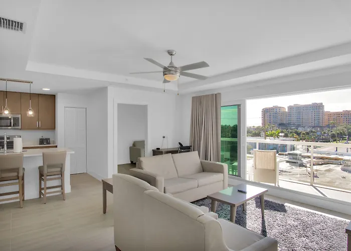 Hotel The Avalon Club 4*